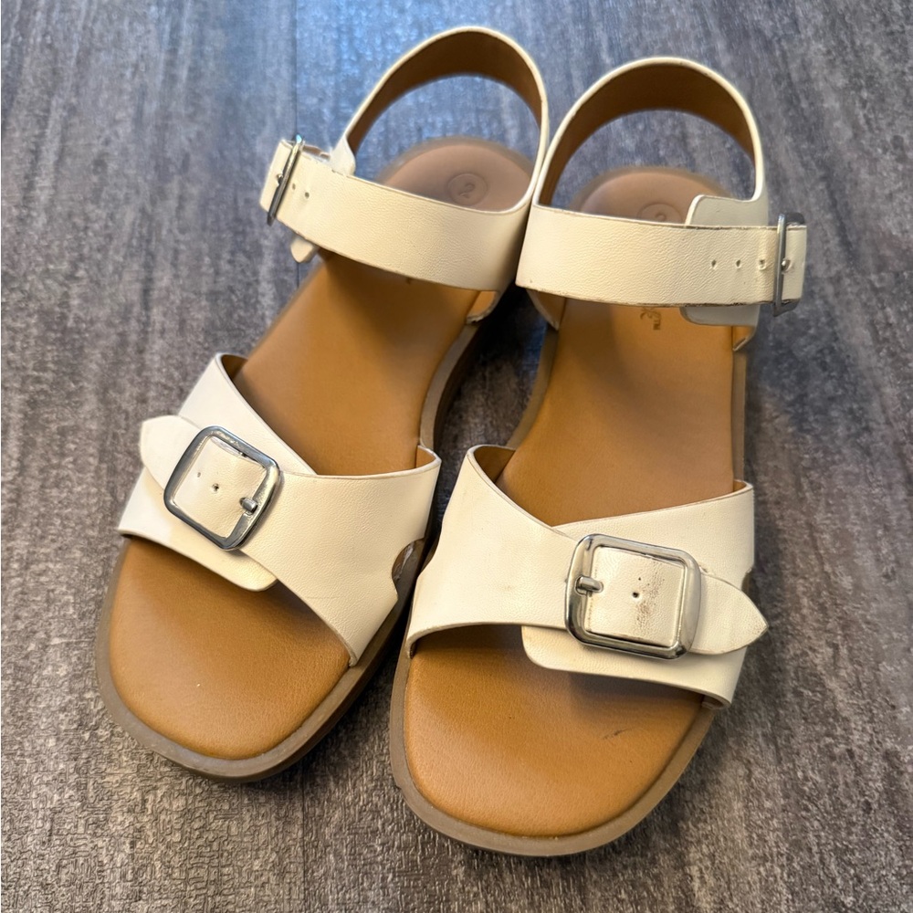 Cat and Jack white girls sandals